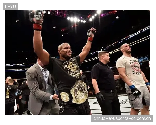 UFC队伍加入组合拳训练，全面提升连续进攻的火力与效率